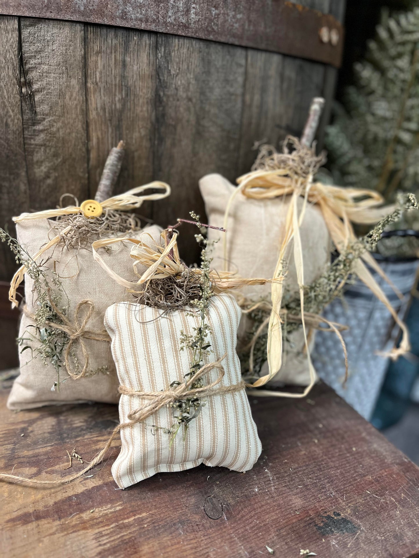 Farmhouse Pumpkin Decor