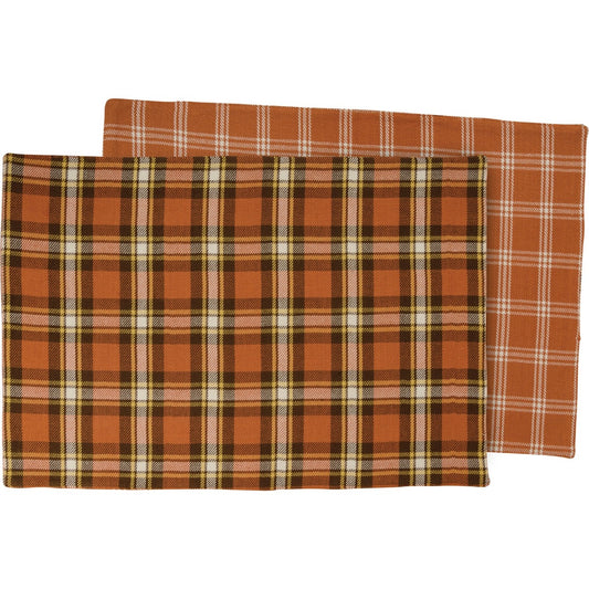 double-sided cotton placemat featuring two different fall plaid designs.