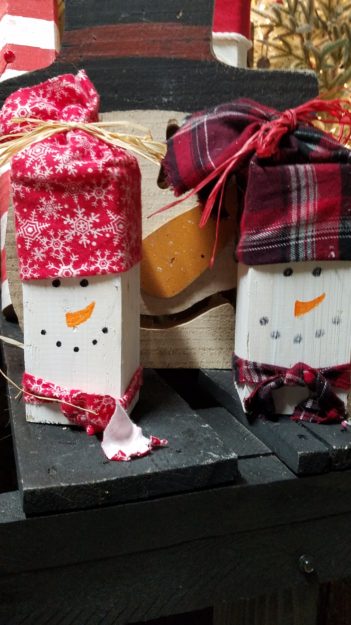 Standing Wooden Snowmen - Holiday Home Accent