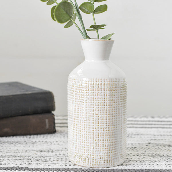 7.1" WHITE TEXTURED VASE